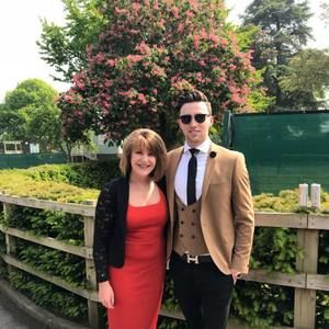 Meet your Posher, Louis